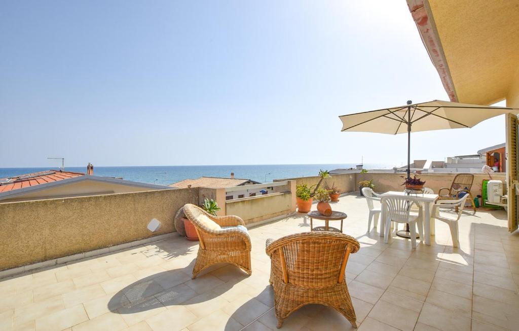 Casa Aurora Apartment Доналуката Екстериор снимка